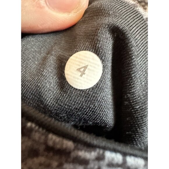 Lululemon Wunder Under Crop III Pant In Digi Pixie Black Pitch Grey Size 4 Gym - Picture 10 of 12